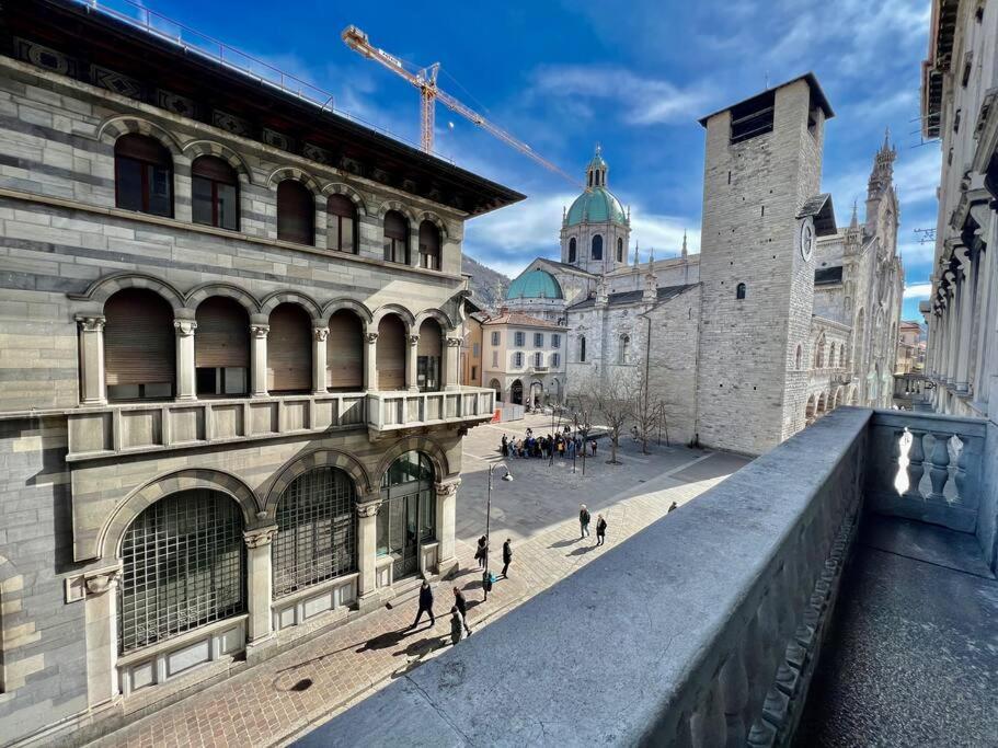 Esclusivo 130Mq Fronte Duomo E Lago E Terrazza Como Exterior photo
